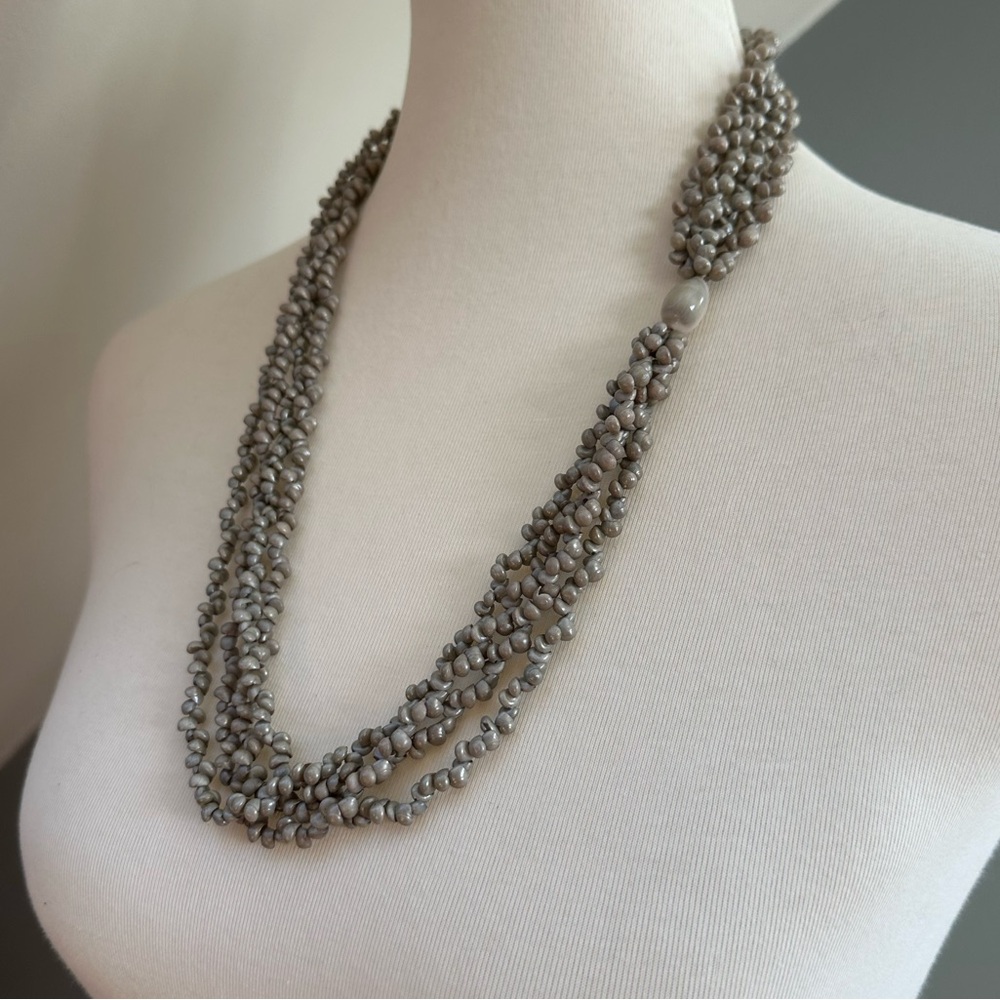 Vintage Hawaiian Gray Pikake Necklace